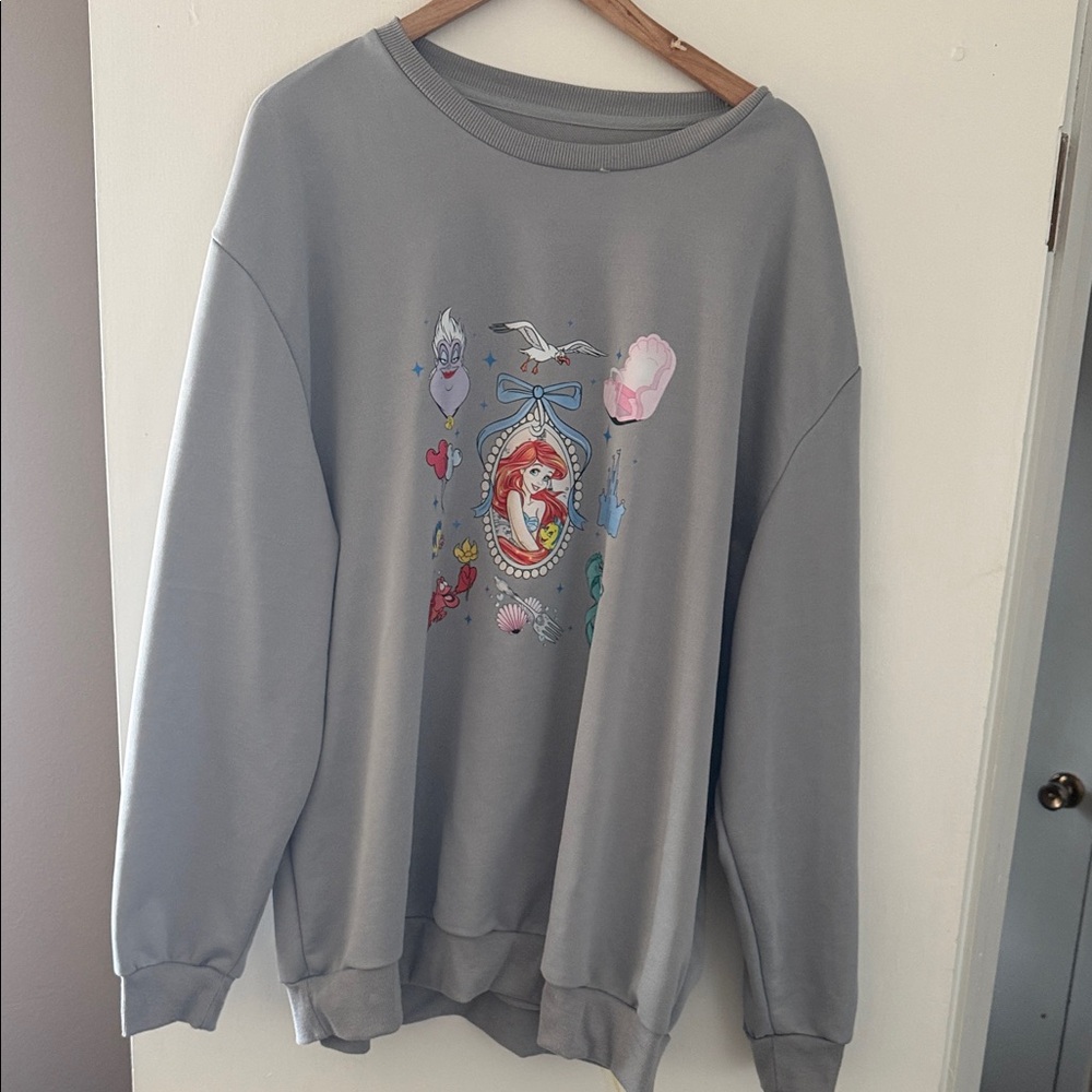Little Mermaid theme Gray Graphic Women's Sweater